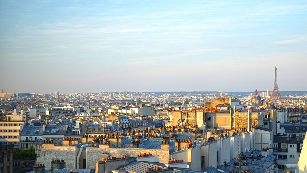 巴黎埃菲尔铁塔全景