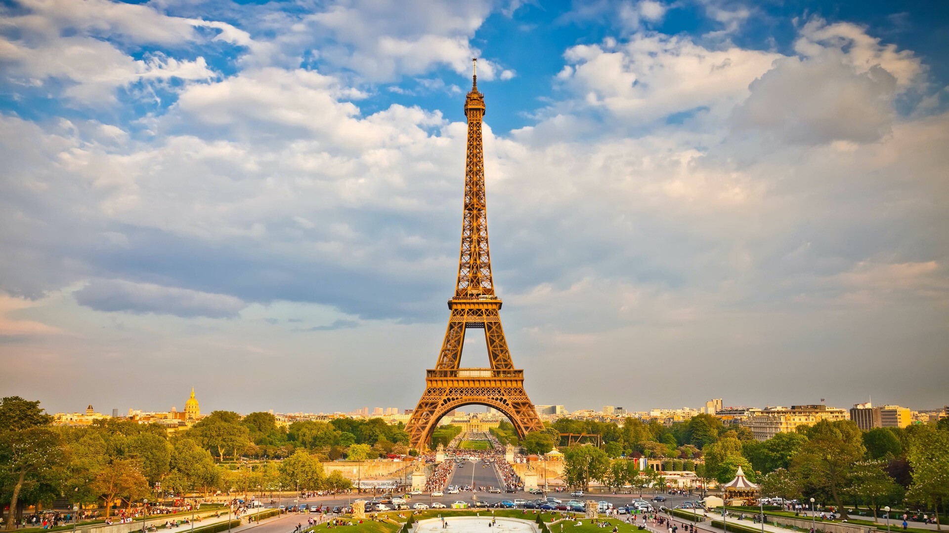 巴黎埃菲尔铁塔高清5K壁纸