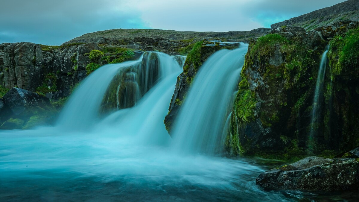 岩石流动冰岛